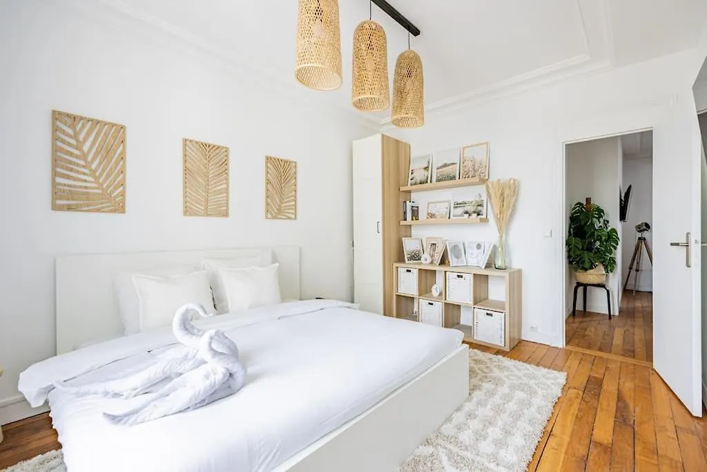 Apartment 2 Bedrooms#2 Bathrooms#Paris 14#Alesia 0*, Paris France